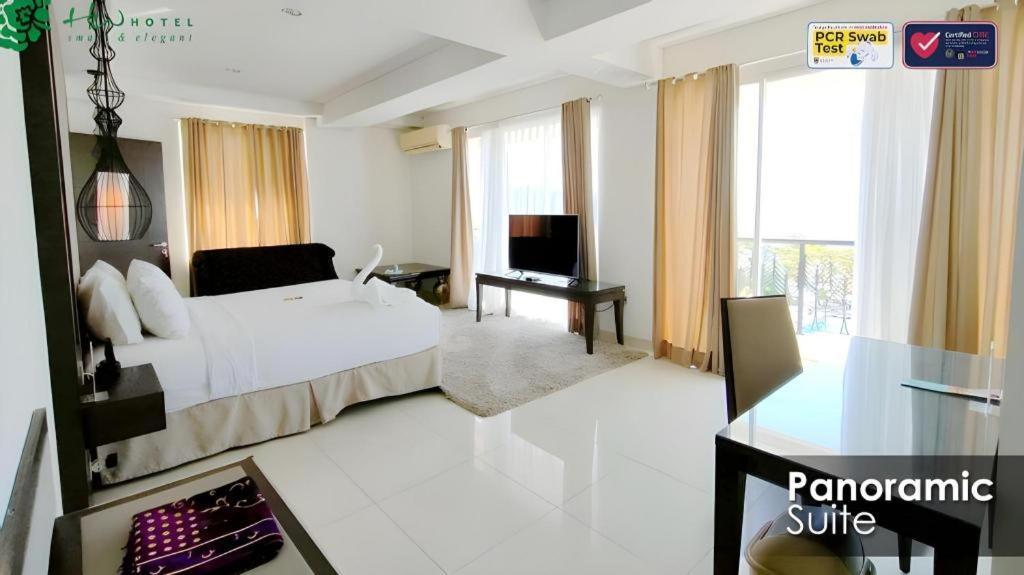 Hw Hotel Padang Exterior photo